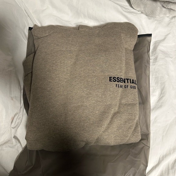Essentials Fear of God Pullover Hoodie – Dark Heather (2024) – Extra Large – NWT - Picture 3 of 6
